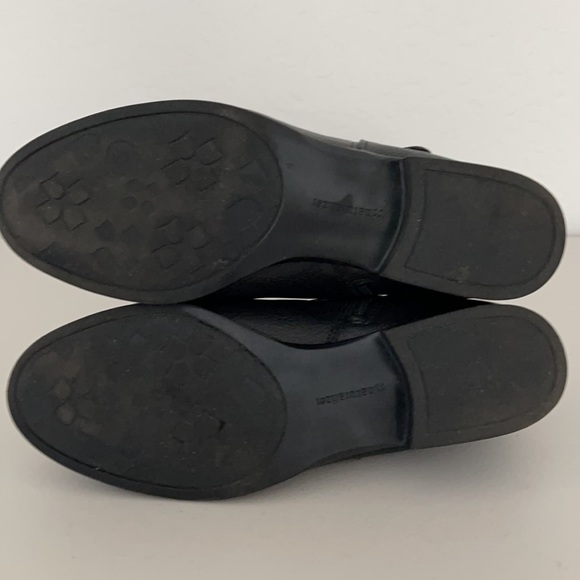 Naturalizer 10 Wide Ankle Boot W/Side Zipper - Picture 9 of 13